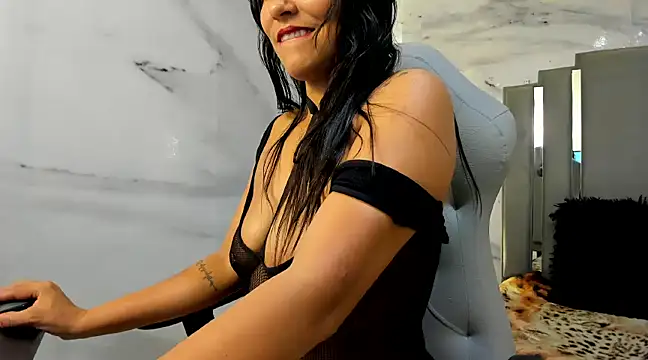 Snapshot of Lorena_watson chatting on February 18, 2025, 9:43 am Lorena watson online show from February 18, 2025, 9:43 am
