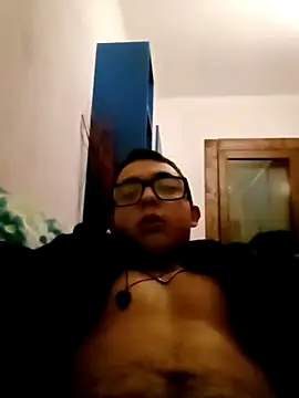 Snapshot of mauri200 chatting on January 1, 2025, 8:04 pm mauri200 online show from January 1, 2025, 8:04 pm