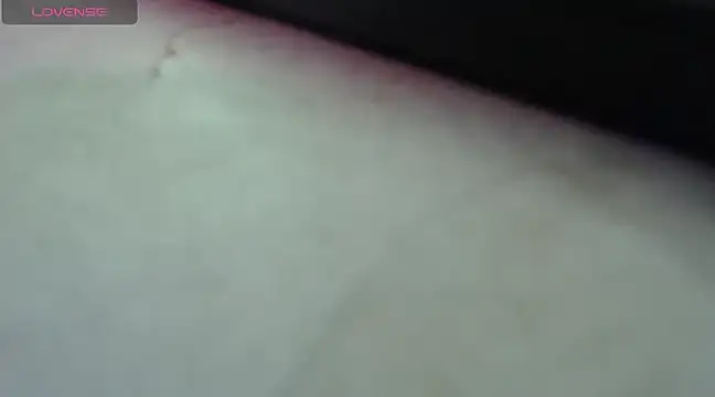 violeta candyy  online show from February 18, 2025, 7:09 pm