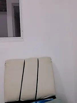 Brendabluee online show from January 12, 2025, 4:08 pm