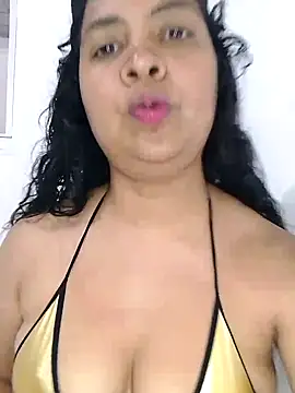 Brendabluee online show from March 13, 2025, 8:43 pm