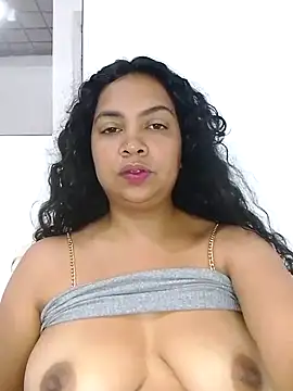 Brendabluee online show from March 22, 2025, 3:31 pm