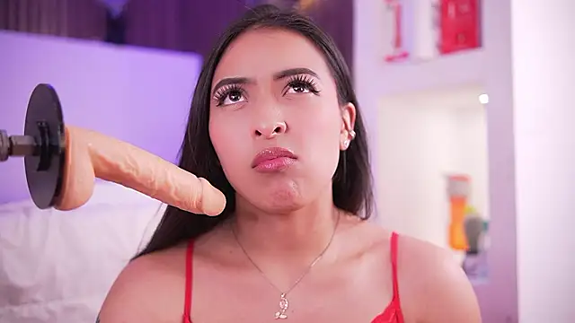 Camila dupont online show from March 19, 2026, 3:54 am