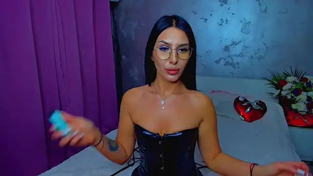 Snapshot of LexyBrianna chatting on November 14, 2025, 9:13 pm LexyBrianna online show from November 14, 2025, 9:13 pm