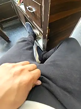 pyasevickybabu563 online show from March 6, 2025, 4:41 am