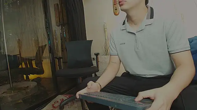 MarcoVitto online show from October 4, 2025, 11:30 am