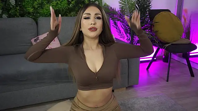 amiraroshen online show from November 24, 2025, 7:35 pm