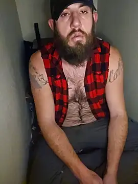 Snapshot of StruggleSnuggles chatting on January 14, 2025, 10:12 pm StruggleSnuggles online show from January 14, 2025, 10:12 pm