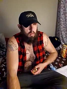 Snapshot of StruggleSnuggles chatting on January 29, 2025, 8:18 am StruggleSnuggles online show from January 29, 2025, 8:18 am