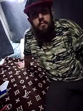 Snapshot of StruggleSnuggles chatting on February 26, 2025, 4:03 am StruggleSnuggles online show from February 26, 2025, 4:03 am