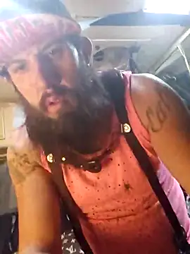 Snapshot of StruggleSnuggles chatting on October 22, 2025, 5:30 am StruggleSnuggles online show from October 22, 2025, 5:30 am