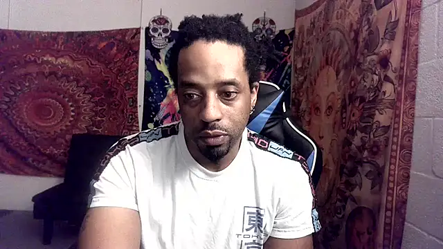 Coco-Licious online show from January 1, 2025, 12:44 pm