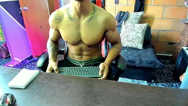 Adam Valenciia online show from March 3, 2025, 3:53 pm