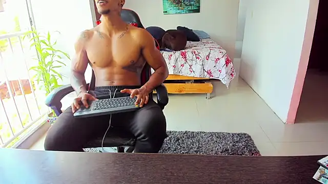 Adam Valenciia online show from October 9, 2025, 5:44 pm