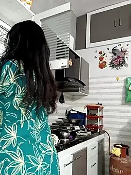 Best-Couple online show from September 27, 2025, 5:23 am