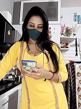 Best-Couple online show from November 21, 2025, 3:05 am