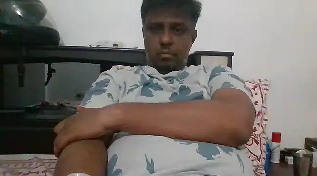 jemes21in online show from February 27, 2025, 4:53 pm