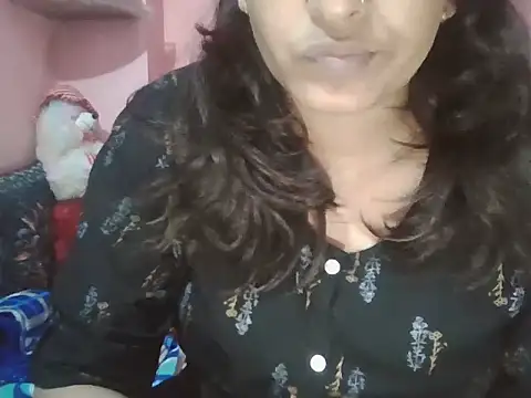 Hot-shanvi online show from October 31, 2025, 3:46 pm