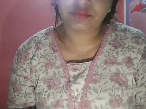 Hot-shanvi online show from April 17, 2026, 12:35 am