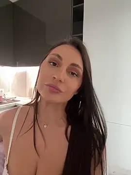 claraxjoyy online show from January 10, 2025, 11:11 am