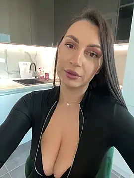 claraxjoyy online show from January 11, 2025, 7:49 am