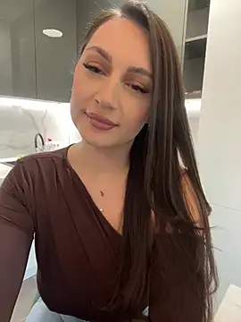 claraxjoyy online show from February 4, 2025, 7:29 am