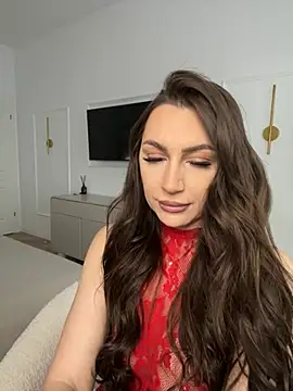 claraxjoyy online show from March 31, 2026, 5:52 am