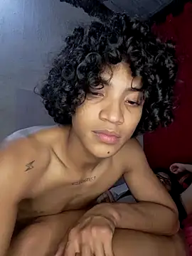 Snapshot of -Damian_Caliente- chatting on January 4, 2025, 2:25 am -Damian Caliente- online show from January 4, 2025, 2:25 am