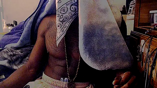 dominatingblacklove online show from October 1, 2025, 9:37 am