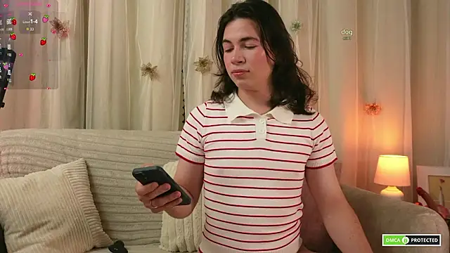 cute erelis  online show from February 22, 2026, 2:45 am