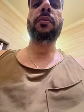 skyisthelimit12 online show from October 15, 2025, 5:40 am