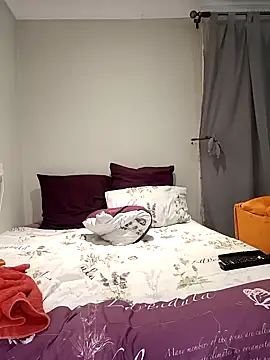 Snapshot of Thando04 chatting on January 17, 2025, 5:41 pm Thando04 online show from January 17, 2025, 5:41 pm