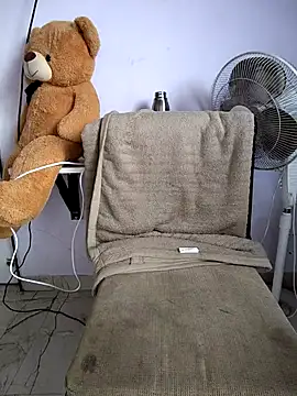 lovelygirl4567 online show from November 16, 2025, 5:13 am