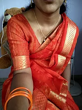 lovelygirl4567 online show from November 18, 2025, 4:50 am