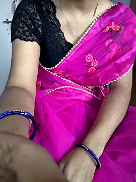 lovelygirl4567 online show from February 9, 2026, 5:22 am