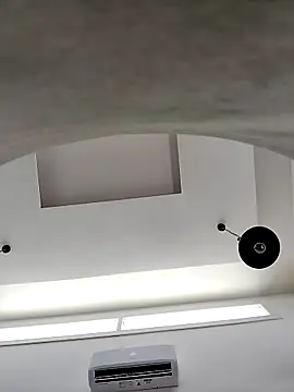 couple-tuga online show from January 19, 2026, 2:21 pm