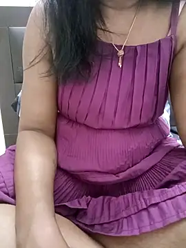Snapshot of Tamil_Vishalini chatting on May 2, 2026, 6:51 am Tamil Vishalini online show from May 2, 2026, 6:51 am