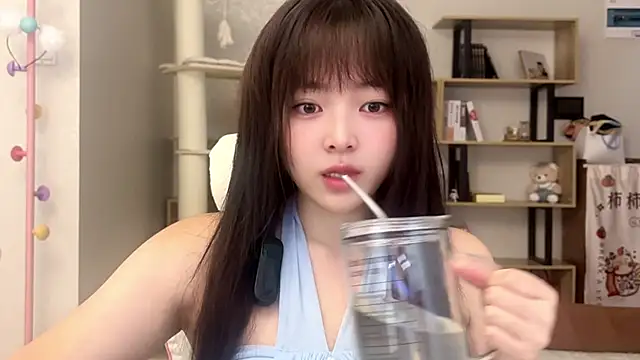 Chenjing0 online show from October 16, 2025, 3:07 am