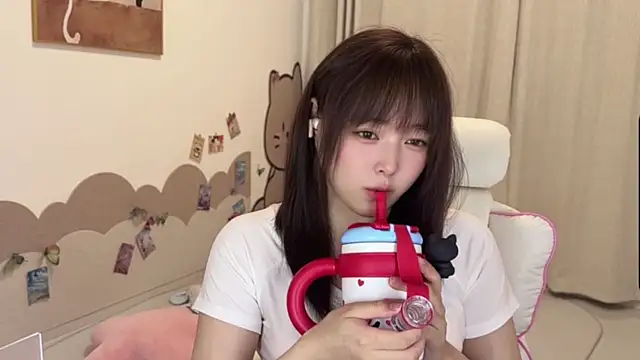 Chenjing0 online show from April 2, 2026, 1:09 pm