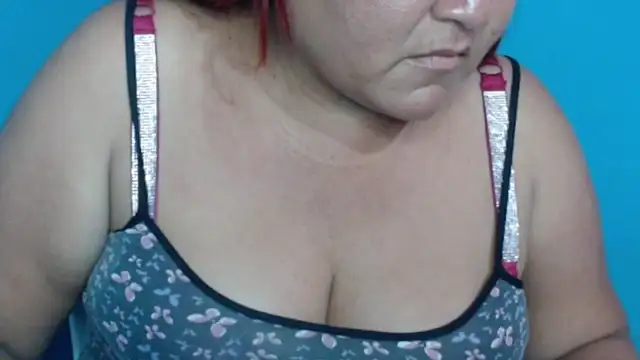 Snapshot of Dirtydiva1 chatting on January 2, 2025, 1:30 pm Dirtydiva1 online show from January 2, 2025, 1:30 pm