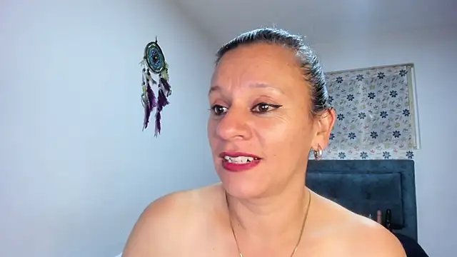 sofi saliva2511 online show from February 26, 2026, 12:53 am