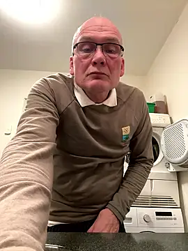 Parleg2 online show from January 18, 2026, 3:49 pm