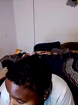 KMbesxxx online show from December 13, 2025, 7:53 pm