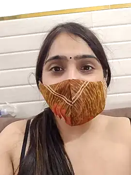 shreya1765 online show from January 24, 2025, 5:32 pm