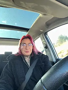 Mia-Fuchs online show from January 14, 2025, 12:03 pm