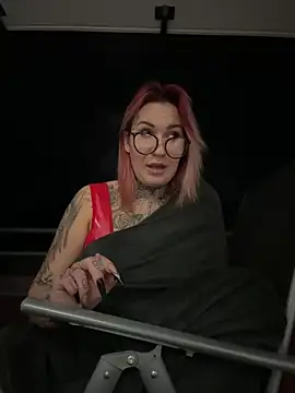 Mia-Fuchs online show from February 10, 2025, 11:34 pm