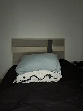 Mia-Fuchs online show from March 15, 2025, 10:22 pm