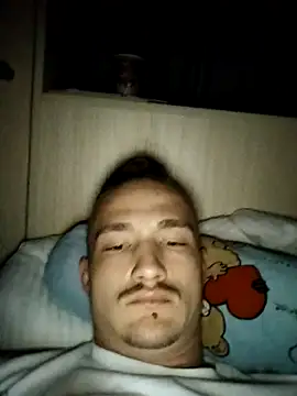 Snapshot of frankthefuck69 chatting on November 29, 2025, 12:24 am frankthefuck69 online show from November 29, 2025, 12:24 am