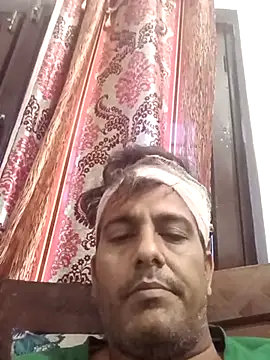 Snapshot of MAGNETICDADDY8 chatting on March 16, 2025, 12:55 pm MAGNETICDADDY8 online show from March 16, 2025, 12:55 pm