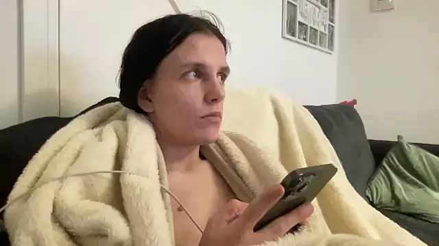 dixie leigh online show from February 24, 2025, 8:58 pm